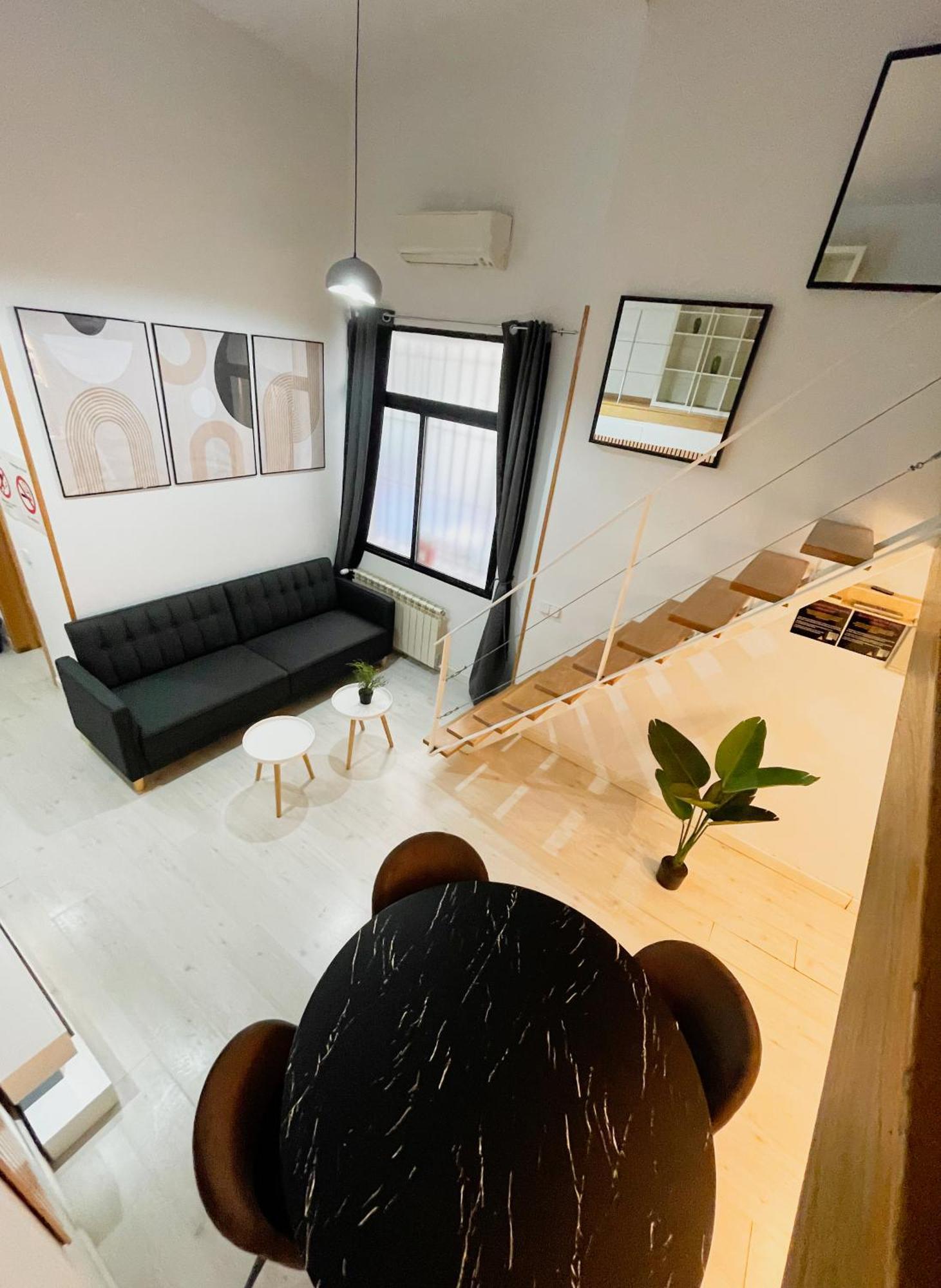 Carretas Duplex Interior Apartment มาดริด ภายนอก รูปภาพ