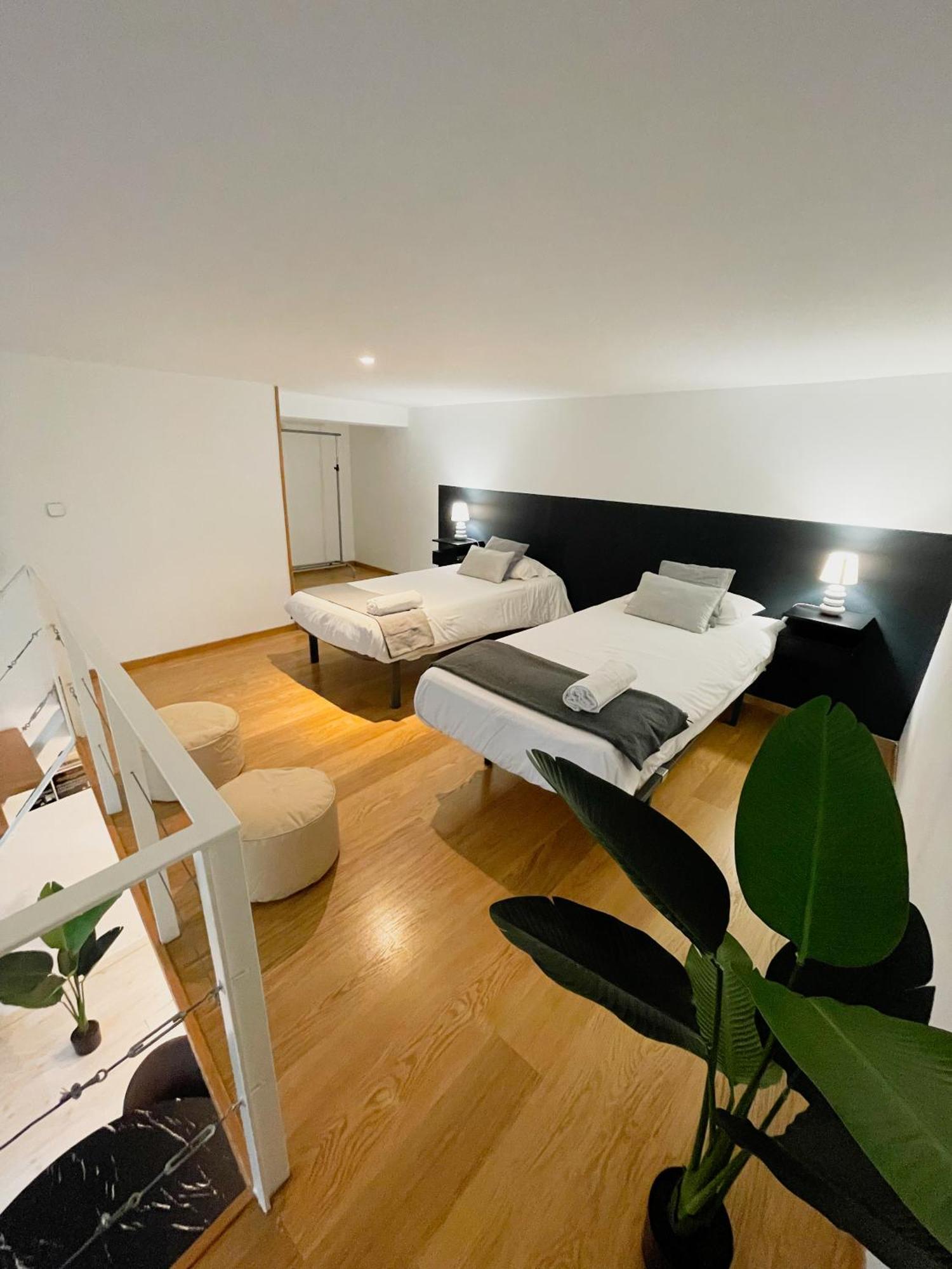 Carretas Duplex Interior Apartment มาดริด ภายนอก รูปภาพ