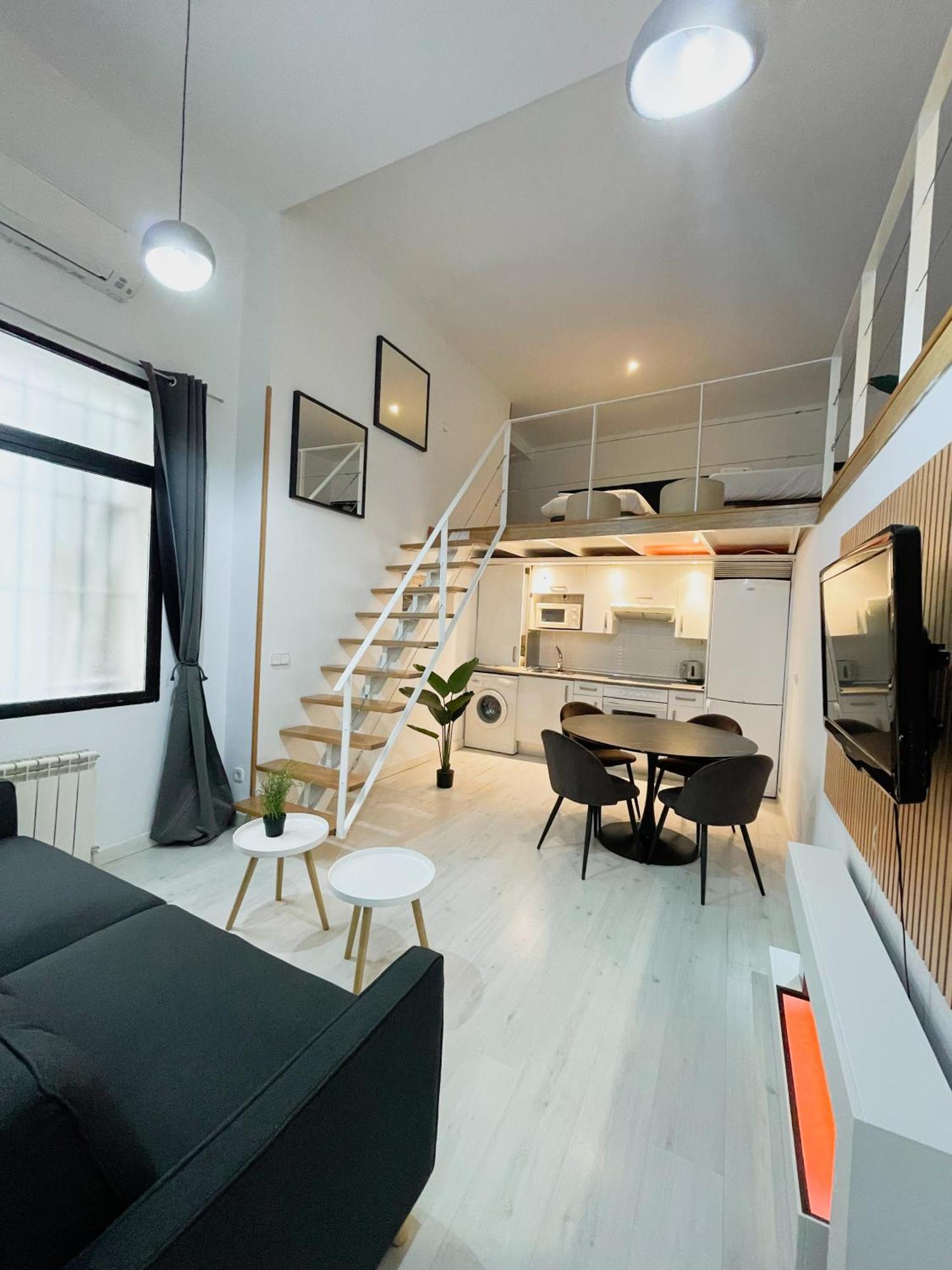 Carretas Duplex Interior Apartment มาดริด ภายนอก รูปภาพ