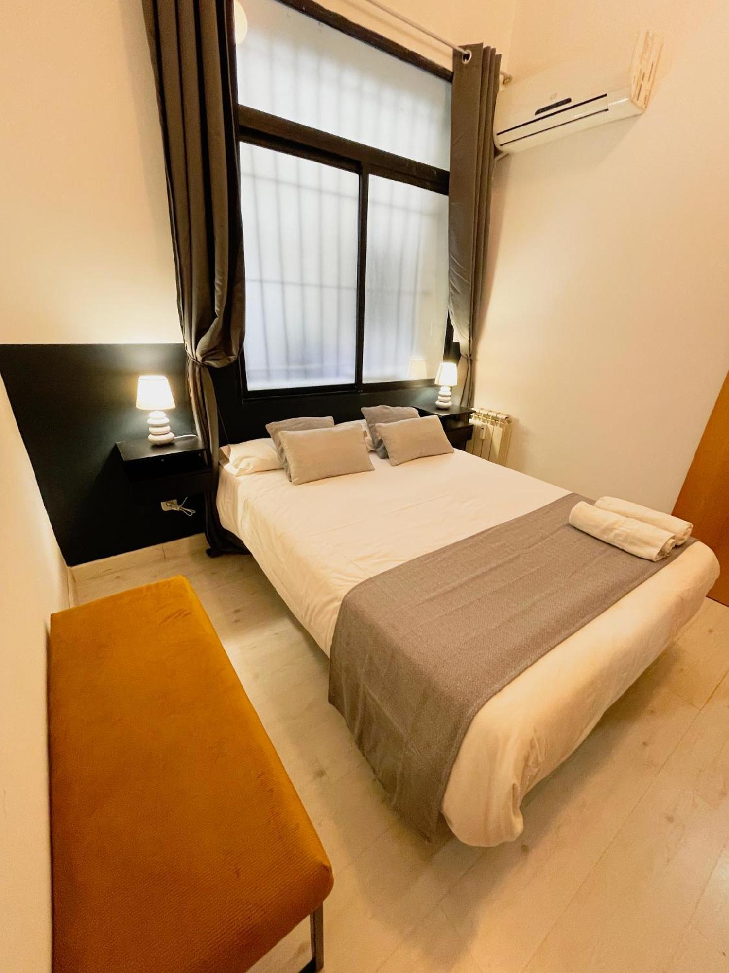 Carretas Duplex Interior Apartment มาดริด ภายนอก รูปภาพ